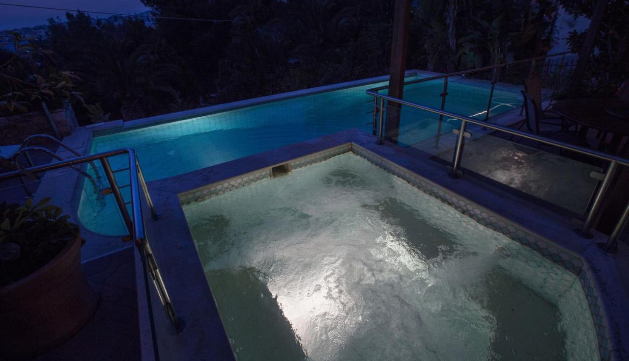 Exceptional Villa In Voula Near The Sea Athen Eksteriør bilde