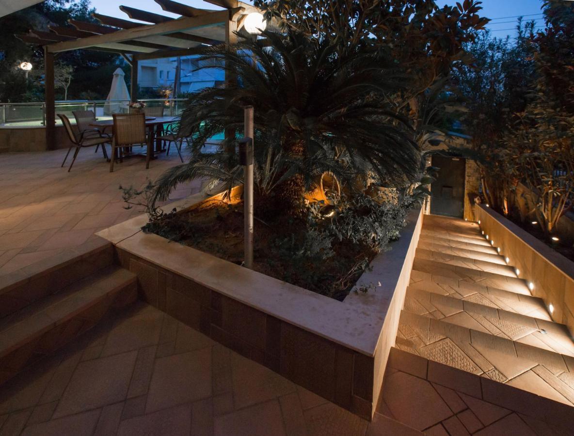 Exceptional Villa In Voula Near The Sea Athen Eksteriør bilde